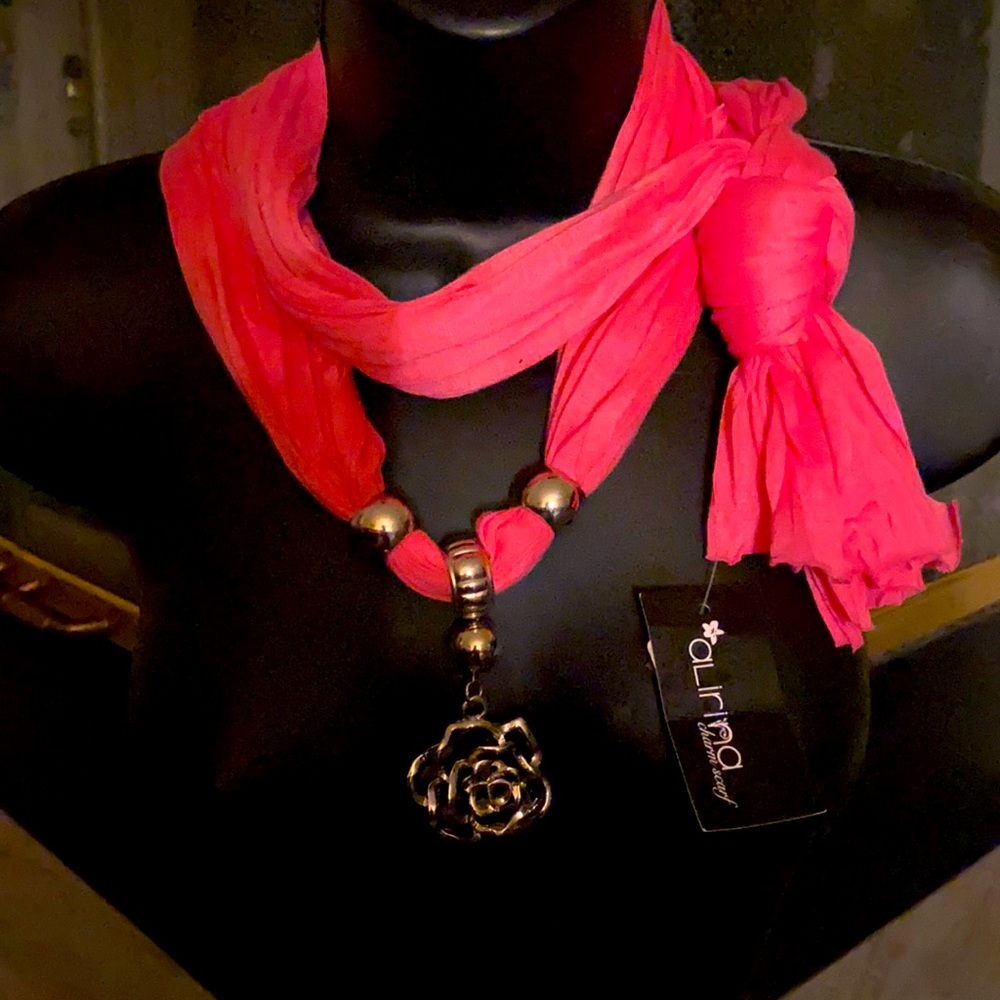 🌸 4/$20 🌸Beautiful Pink Scarf